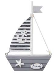 3270433 Holz-Segelboot  18,5 x 12cm 