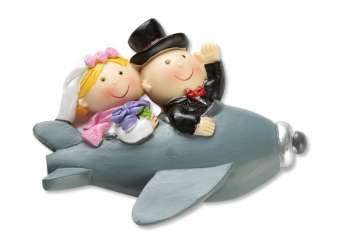3870019 Hochzeitspaar im Flugzeug 6.5cmK 