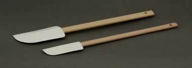 38.1871 Teigschaber breit 28 cm 