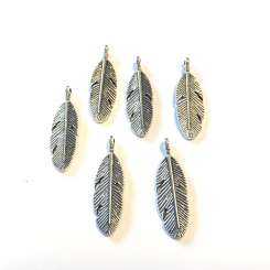 522262 Metallanhänger Feder 9x30mm 6St 