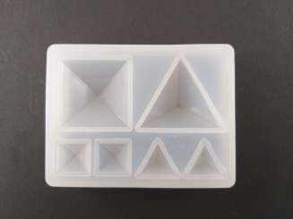 526255 Silikonform Pyramide 6fach 