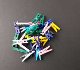 557920 Klammern bunt matt   2,5cm 200St 