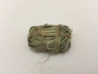 587642 Heuballen 4cm 