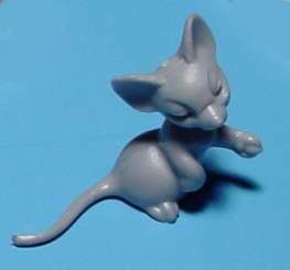 588083 Maus 2cm sitzend grau     50 St. 