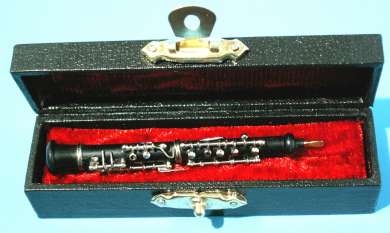 588943 Klarinet/Oboe 7,7cm schwarz i.Koffer 