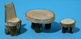 588017 Stuhl Holz rund D2,5cm / H5cm 