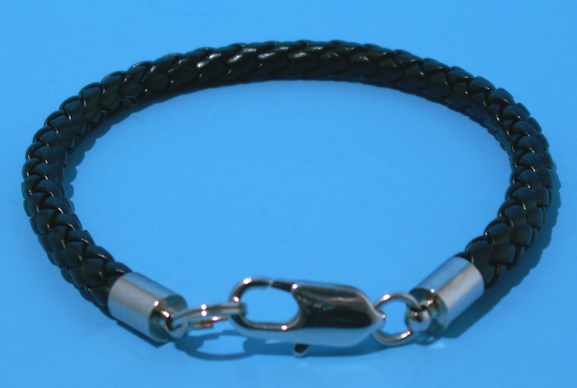 Schwarze Lederkordel Als Halskette – 2 Mm, Verstellbar Mit Karabinerverschluss